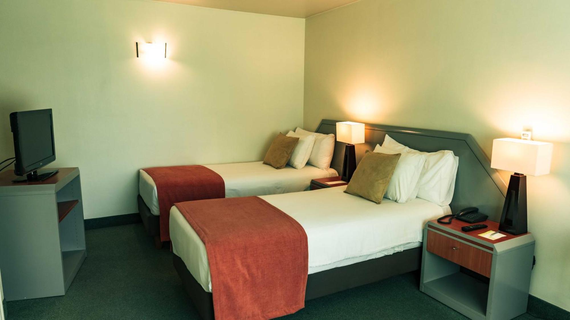 Hotel Eurotel El Bosque ซานติอาโก ภายนอก รูปภาพ