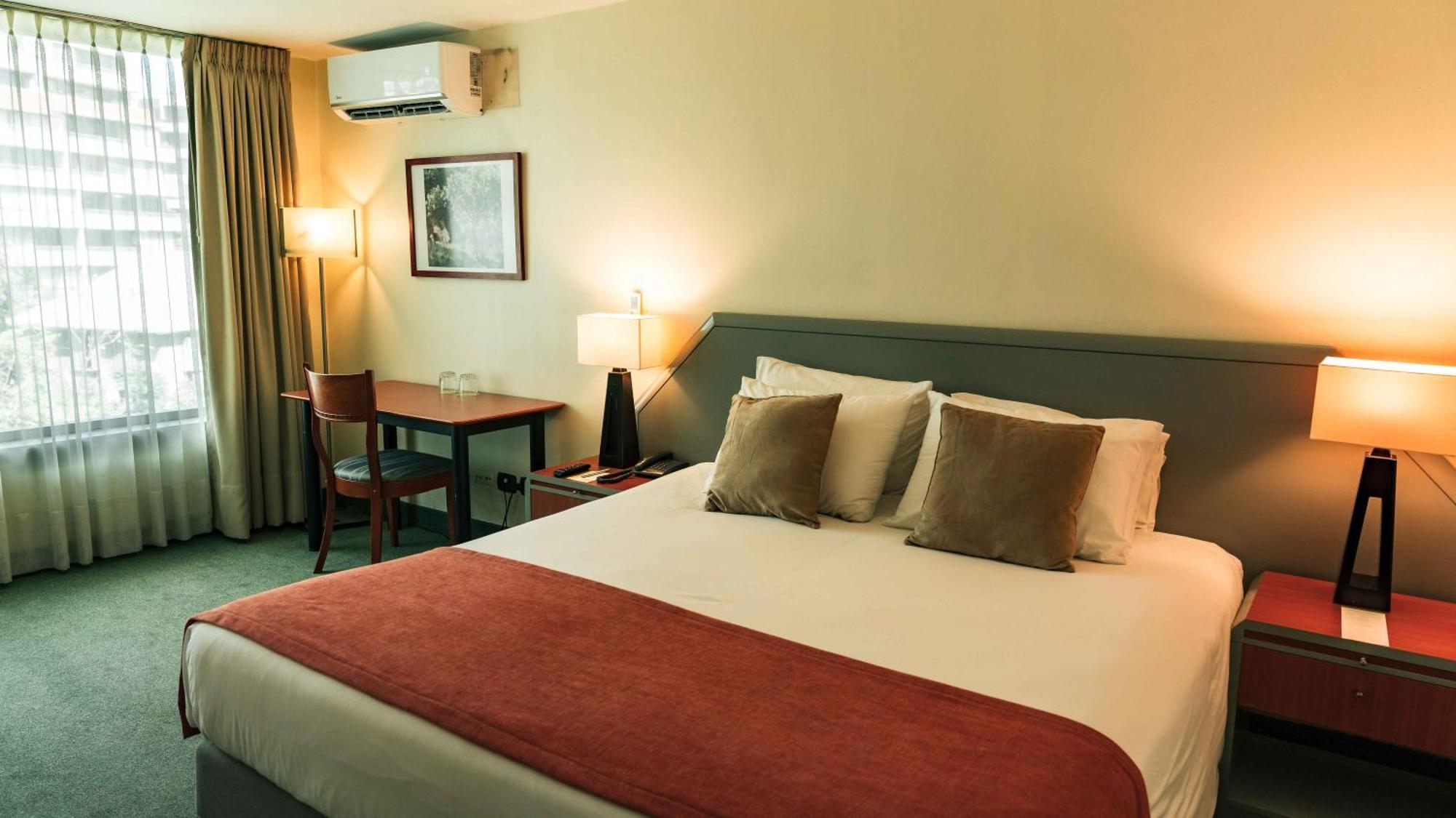 Hotel Eurotel El Bosque ซานติอาโก ภายนอก รูปภาพ