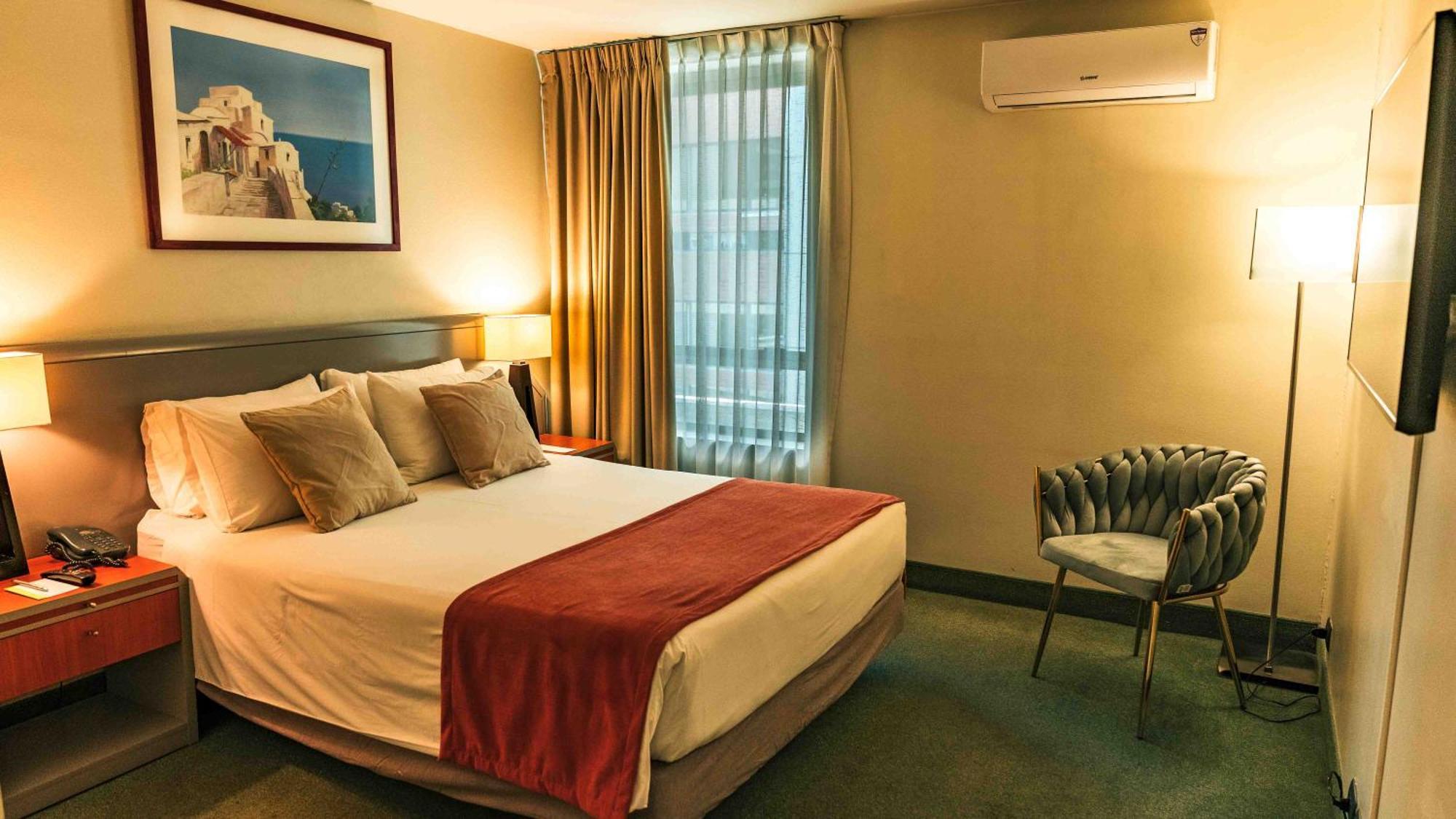 Hotel Eurotel El Bosque ซานติอาโก ภายนอก รูปภาพ