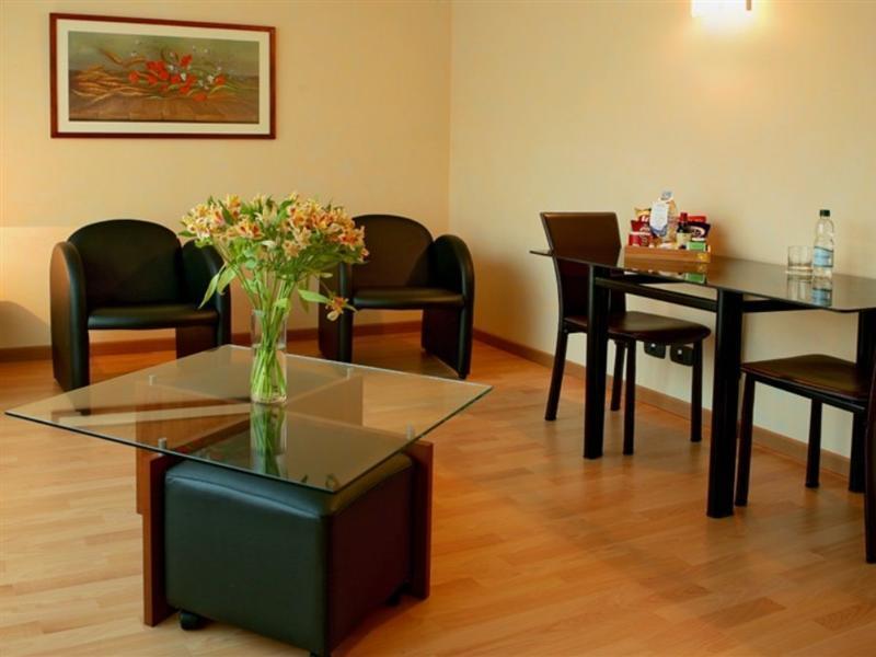 Hotel Eurotel El Bosque ซานติอาโก ภายนอก รูปภาพ