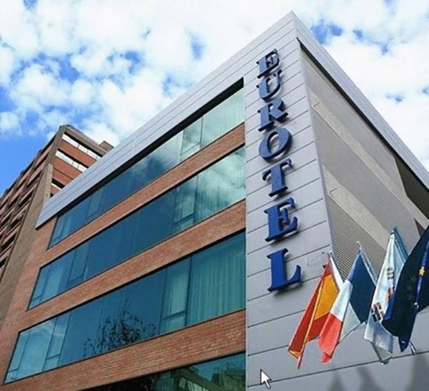 Hotel Eurotel El Bosque ซานติอาโก ภายนอก รูปภาพ